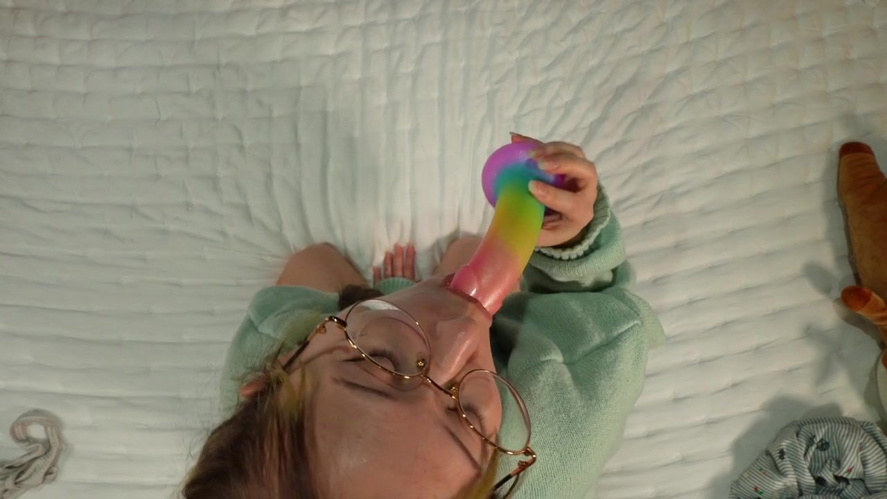 Watch Me Enjoy an Intense Solo Session in Bed