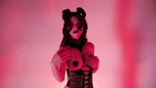 Join a Sultry Succubus for an Unforgettable Night of Pleasure!