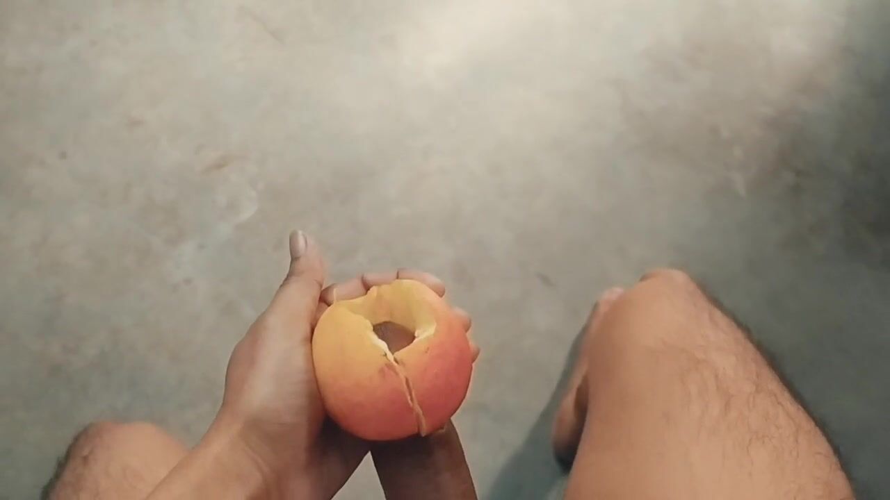 Watch His Wild Experiment with an Apple – You Won't Believe the Results!