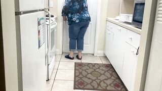 Fat Ass Cheating Wife (Pawg Milf) Gets Pussy Eating, Doggystyle & Missionary From Plumber, POV, JOI