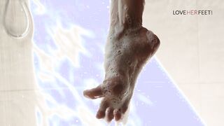 Roommate's Temptation: Alexis Fawx's Irresistible Foot Tease with Bill Bailey