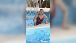 Unexpected Thrills: Gorgeous Blonde's Secret Adventure in a Restaurant Restroom
