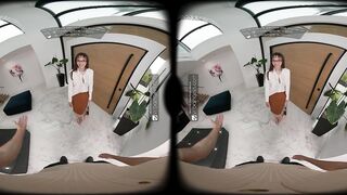 Experience Lexi Luna's Sensual Office Fantasy in VR: Glasses, Stockings, and Alluring Curves