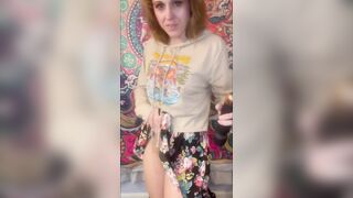 Suzy Wylde's Secret Squirting Fetish: A Pantyhose Adventure