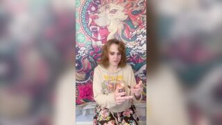 Suzy Wylde's Secret Squirting Fetish: A Pantyhose Adventure