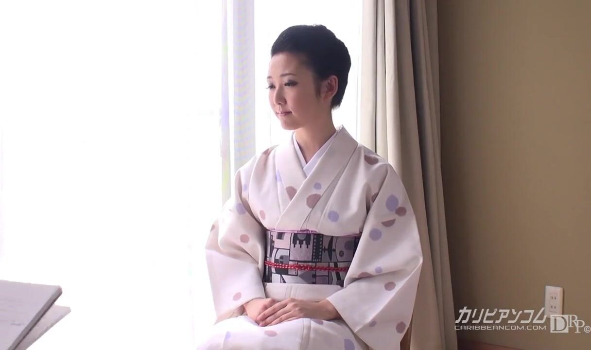 【無】若女将のおもてなしパート1 Yui Watanabe