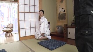 【無】若女将のおもてなしパート2 Yui Watanabe