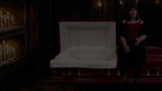 Granny Vampyra: A Pegging, Cocksucking, Cum Drinking Vampire 2 4 2024 CAMS1345H