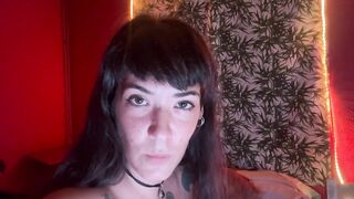 Submissive Wife Explores Pleasure with Multiple Creampies - A Journey of Desire