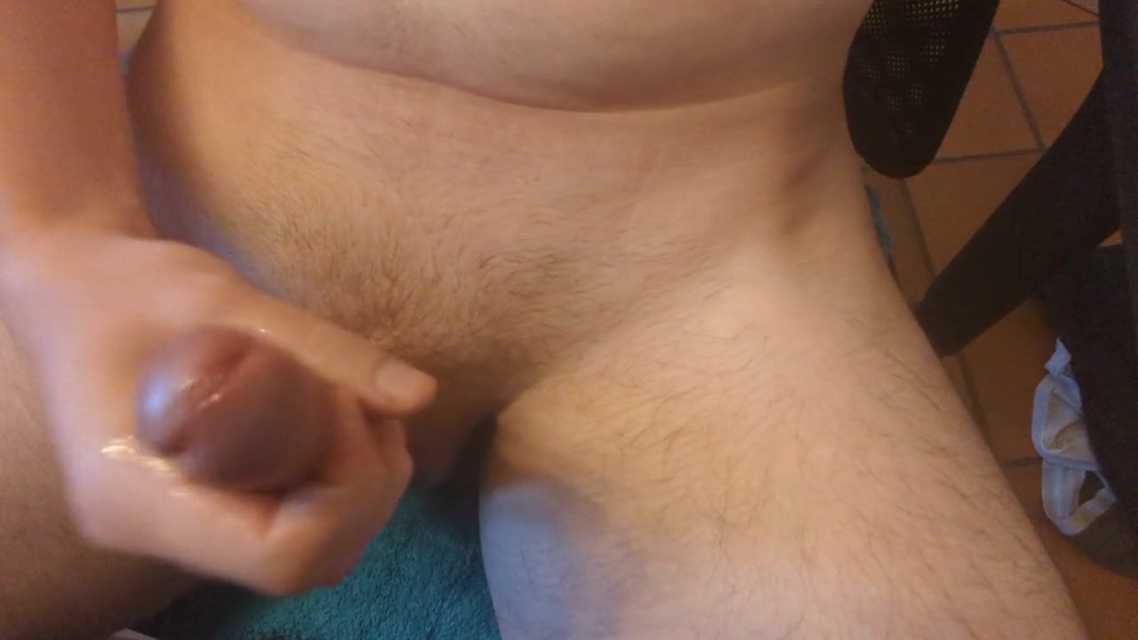 Discover the Surprising Pleasure of Squirting: A Solo Adventure with Intense Moans!