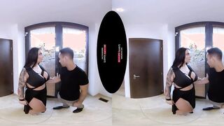 Experience the Thrill of Immersive VR with Stunning Curves!