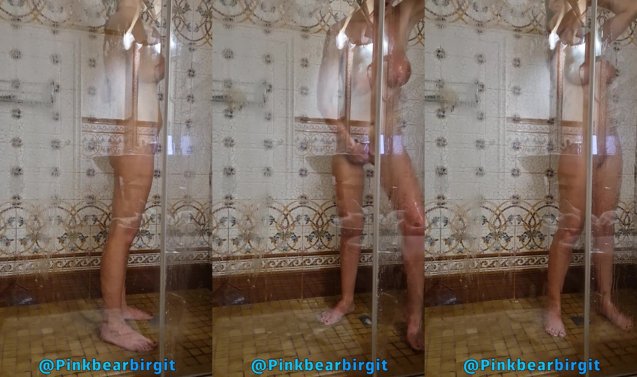 What Women Secretly Enjoy Doing in the Shower: A Steamy Exploration!
