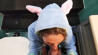 Amateur Blonde Hotwife Delivers an Unforgettable Experience