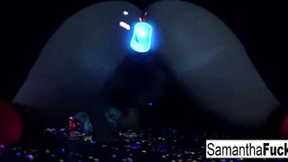 Samantha Saint's Captivating Solo Performance Under Black Light