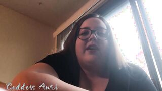 Curvy Goddess Teaches You the Art of Foot Worship: Engaging JOI Experience