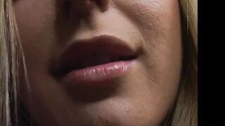 Curvy MILF Avy Scott Welcomes Kris Knight for a Steamy Encounter