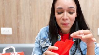 Unexpected Mall Prank: Watch What Happens When Dinner Takes a Surprising Turn!