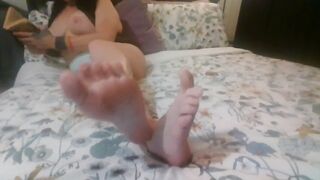 Captivating Mature Feet: Sole and Toe Play That Will Leave You Curious!