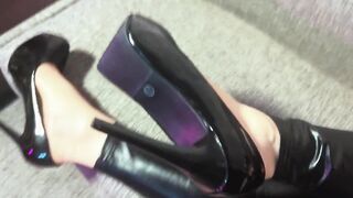 Sensational Compilation of Pantyhose and Heels - Watch the Exciting Moments Unfold!
