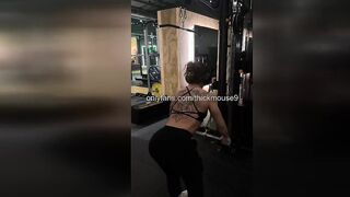 Viral TikTok Live Gym Moment: 18-Year-Old's Unexpected Surprise!