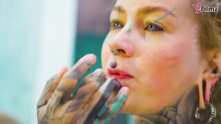 Tattooed Seductress in Heels Plays With Her Pussy Like a Pro