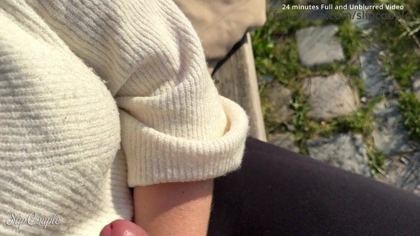 Risky public - Hand- and Blowjob at a viewing point