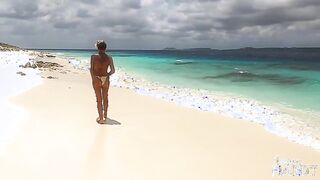 Public Beach Blowjob and Anal Fuck