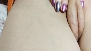 Captivating Solo: A Sensual Exploration with a Mature Beauty