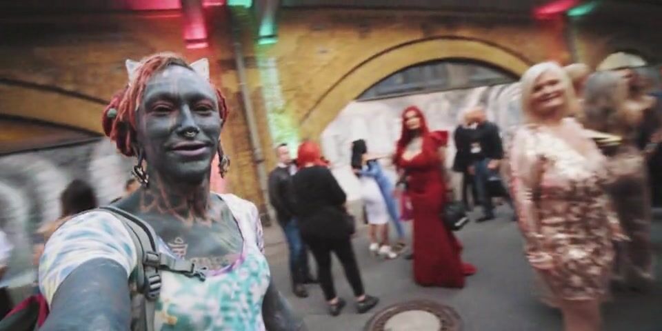 Behind the Scenes at the XBIZ Awards in Berlin: Join Anuskatzz and Lily Lu for an Exclusive Vlog Experience!