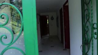 Intimate POV Experience with a Curvy Latina Beauty - Eva Rmirezz