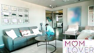 Mature Beauty Lexi Luna Experiences Mind-Blowing Pleasure That Leaves Her Breathless!