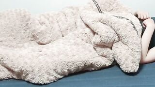 Indulge in Relaxing Pleasure: SukimiKuri's Intimate Moments with a Clit Sucking Toy Under the Blanket