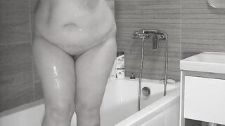 Curvy German Beauty's Intimate Shower Moment: A Peek into Her Natural Allure