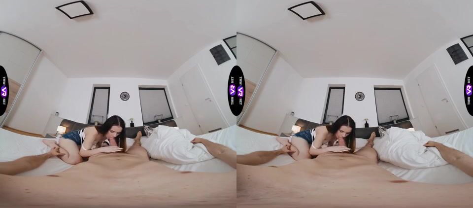 Vivien Doll gives a steamy morning blowjob with a cum-covered face