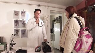 Pregnant wife gets a hard fuck from her hubby after check-up at the doctor's office
