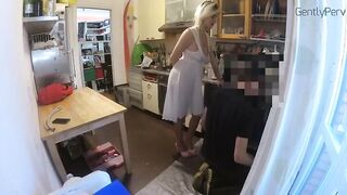 Watch MILF Casalinga get off on the seduction of a real plumber