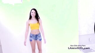 Watch this cute teen pump a big cock with her mouth in this hot new video!