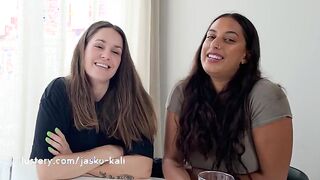Watch these gorgeous Lesbians teach how to eat pussy in public like a pro