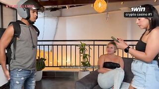 Kylei Ellishse bangs delivery guy while her cuckold hubby's away