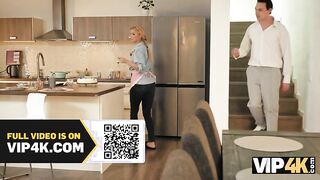 Lynna Nilsson's steamy first time kitchen sex with her step-rel's hotness
