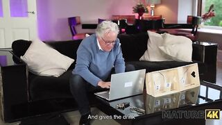 Sam Bourne's Secret Rendezvous with the Neighbor While Her Husband Waits