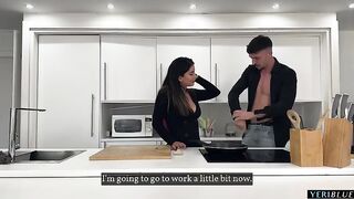Fucking and eating the pussy of a hot Milf from my city, I give her multiple squirting / bj