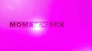 Stepmom Veronica Leal & Stepson Roleplay Scenarios to Induce Jealousy - S22:E1