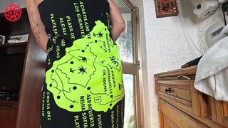 Watch coppiabollente7 as the Italian housewife gets a hot fuck while her cuckold courier is away