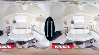 Payton Preslee seduces you with her massive knockers in VR doggy-style