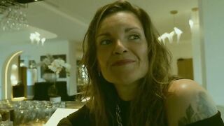 I met a french milf at the hotel bar and fuck her in my room