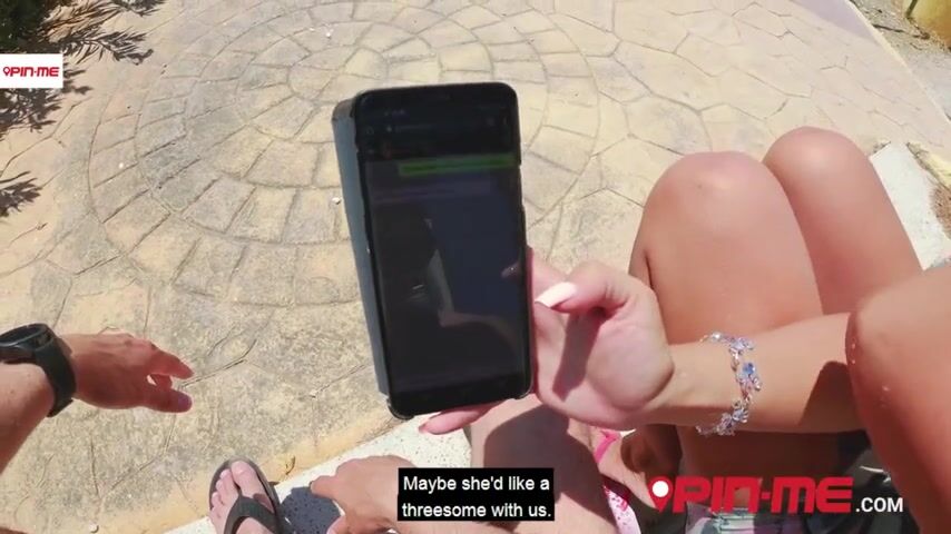 Rosa and Sofia spoil his boner at the beach! PINME
