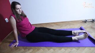 Sexiest feet and soles in gym (sneakers, perfect soles, gym feet, smelly feet, POV foot worship)