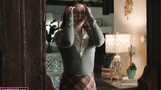 Leana Lovings & Taylor Vixxen: A Curious Encounter Between a Busty MILF and a New Barista