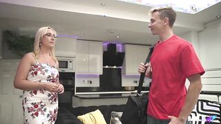Unforgettable Night at the Airbnb with Curvy Beauty Keira Rose